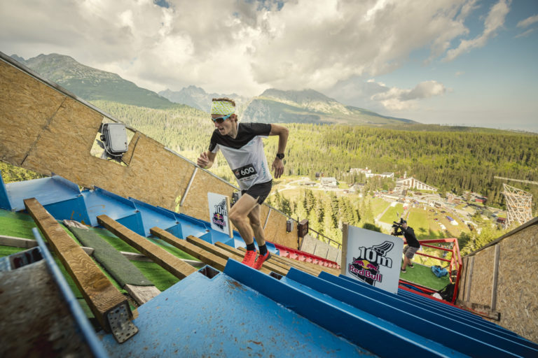 ATLETIKA: Bežecká akcia Red Bull 400