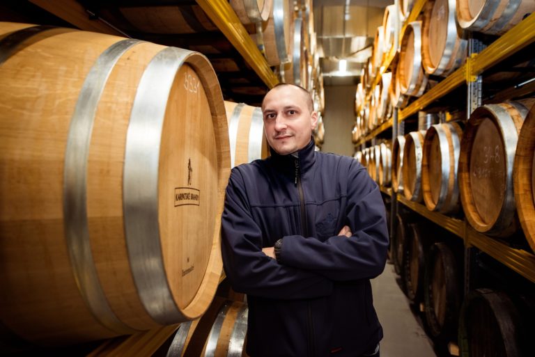 Master blender karpatske brandy.jpg