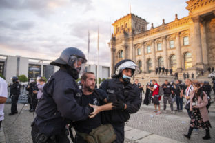 Nemecko, protesty