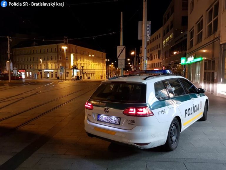 Polícia, útok na policajta