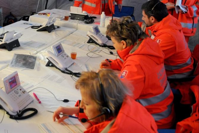 Operačné stredisko, tiesňová linka, záchranári