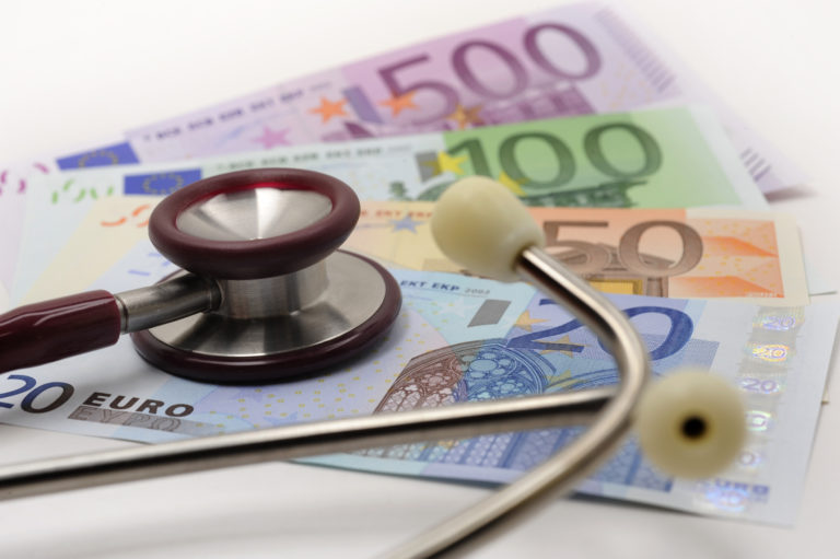 Zdravotníctvo, financie