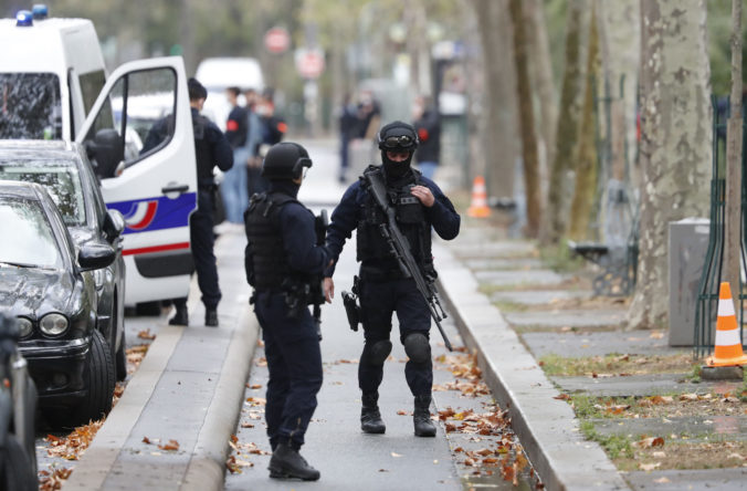 útok nožom, Charlie Hebdo, Francúzsko
