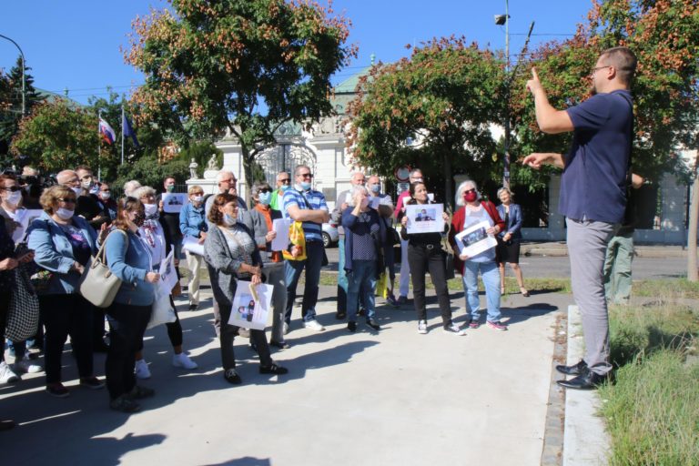 PROTEST: Za tlmočenie pre nepočujúcich Slovákov