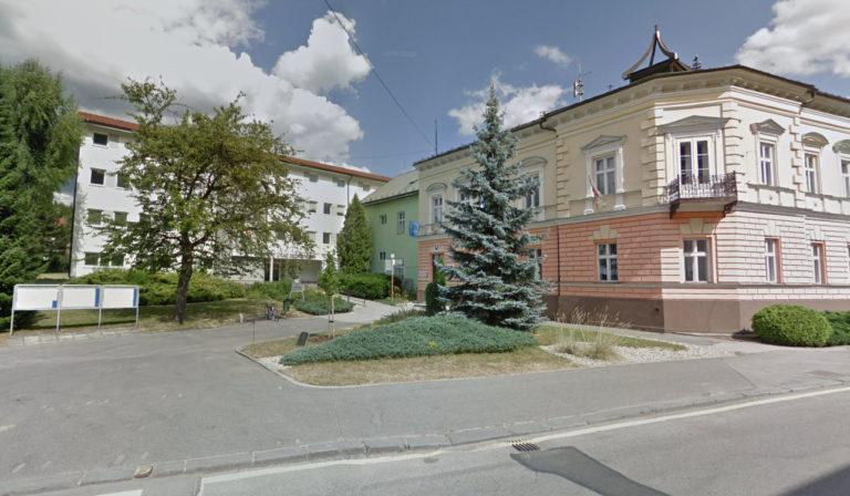 Mestsky urad zastupitelstvo dolny kubin maps.jpg