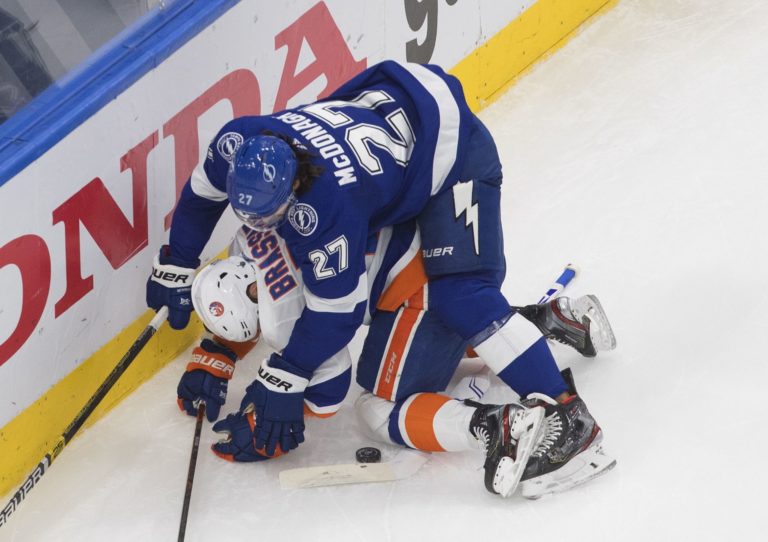 Ryan McDonagh, Derick Brassard, Tampa Bay Lightning, New York Islanders, play off NHL