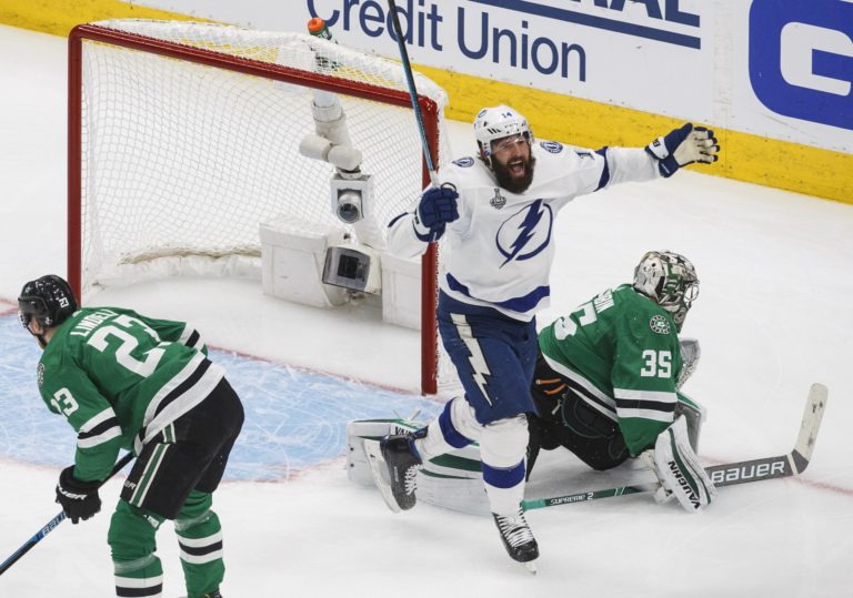 Finále NHL - 6. zápas: P. Maroon, B. Coleman, A. Chudobin