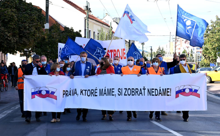 PROTEST: Za práva všetkých zamestnancov v Prešove