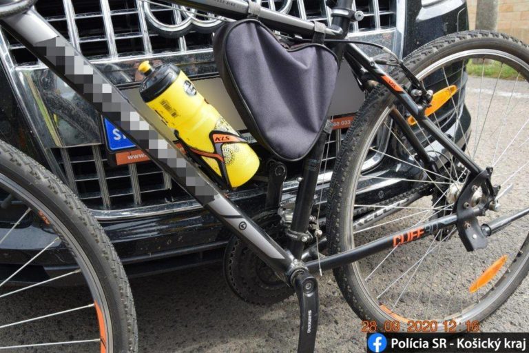 Dopravná nehoda, zrážka auta s cyklistom