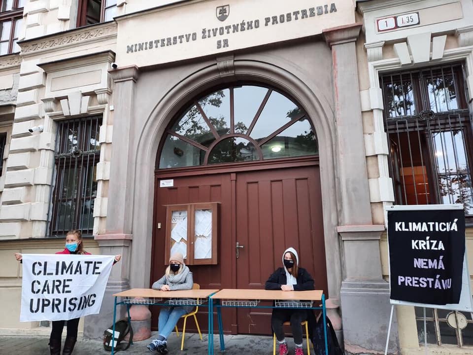 Greenpeace, protest