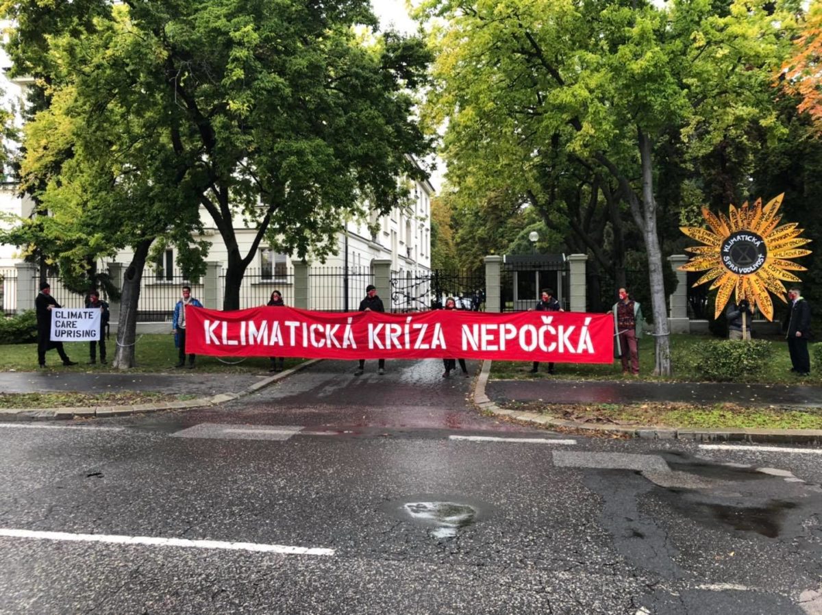 Greenpeace, protest
