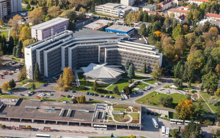 Technicka univerzita zvolen.jpg