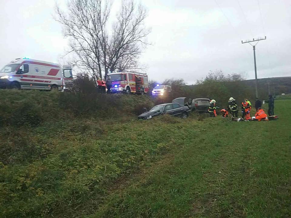 Dopravná nehoda pri Bánovciach nad Bebravou