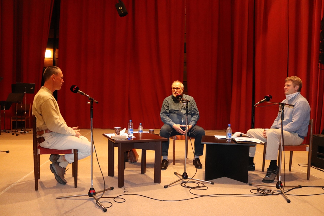 Diskusia_akcia k a akcia r.jpg