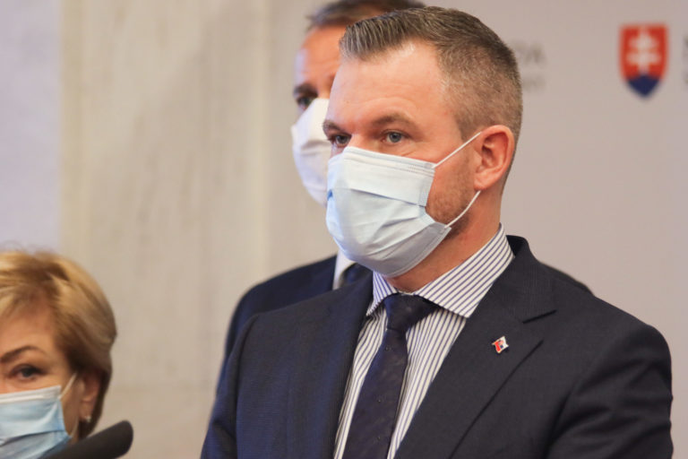 HLAS SD: Kto zastaví Matovičove testovanie?