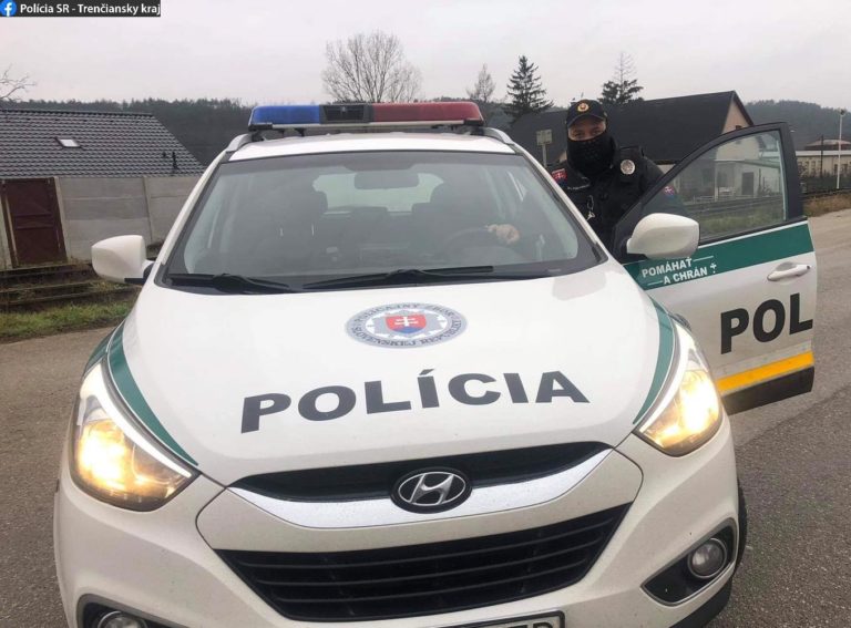 Polícia,