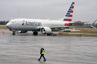 Boeing 737 Max, American Airlines