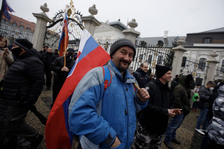 Protest proti vláde Matoviča