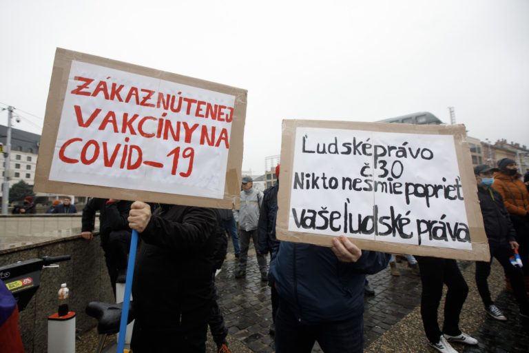 Protest proti vláde Matoviča