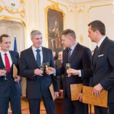 Foto koalicna podpis.jpg