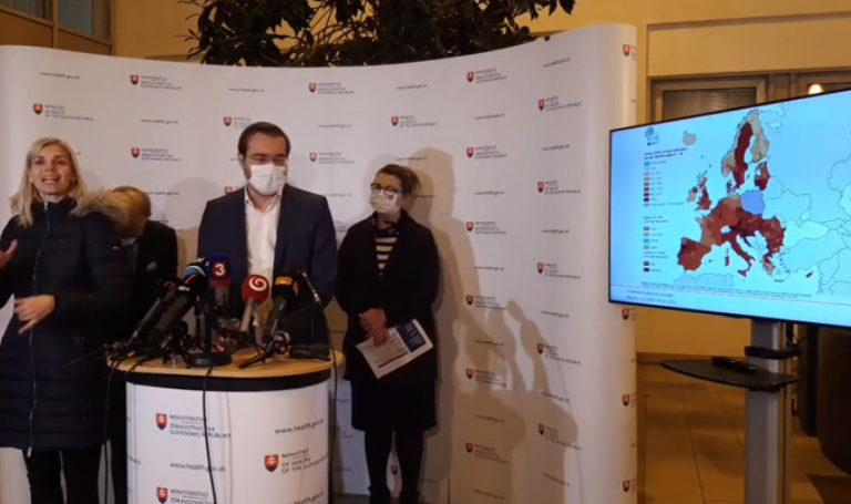 Pandemicka komisia tlacova konferencia ministerstvo zdravotnictva.jpg