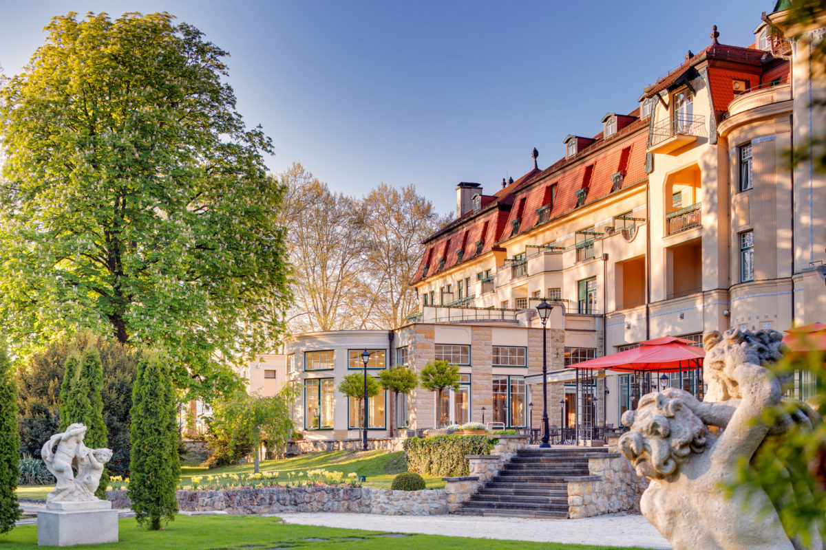 Thermia_palace_exterier_16a6510.jpg