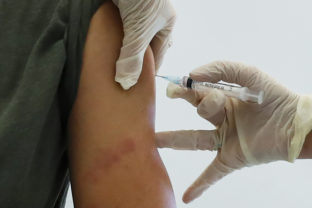 Virus Outbreak Belarus Russian Vaccine
