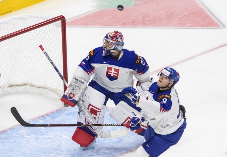 MS v hokeji do 20 rokov, Slovensko - Fínsko, Edmonton, Samuel Hlavaj, Šimon Jellúš