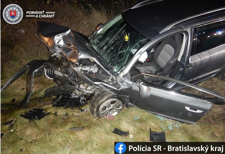 čelná zrážka, Škoda Superb, Škoda Octavia, Senec, Trnava