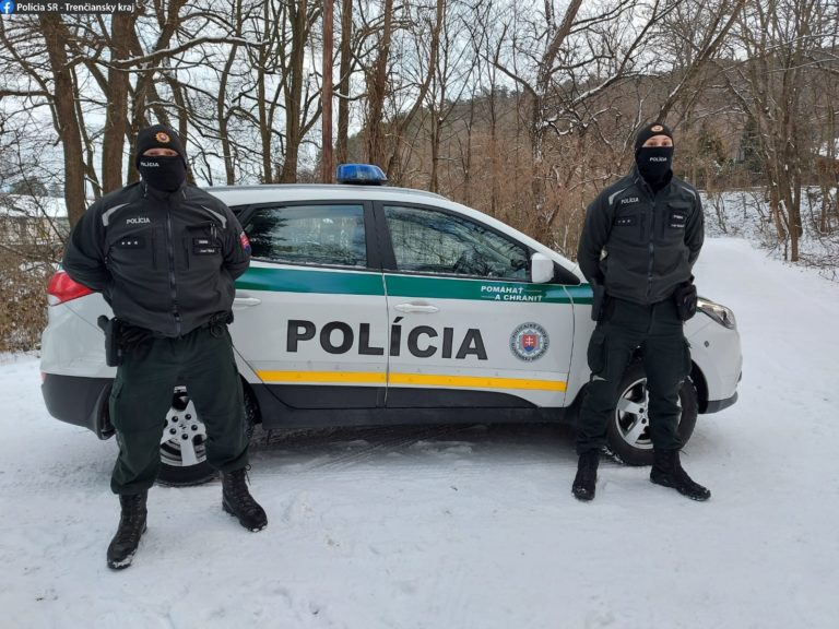 Polícia