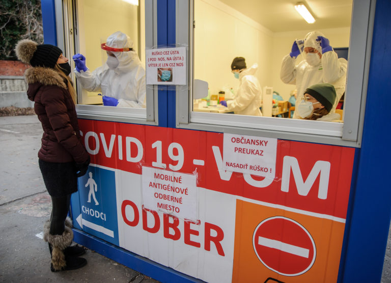 COVID 19: Plošné testovanie v okrese Nitra