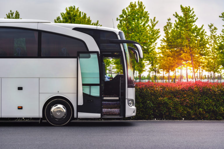 Autobus, zájazd Odhadovaná hodnota zákazky 420 779 050,76 eura bez dane z pridanej hodnoty.