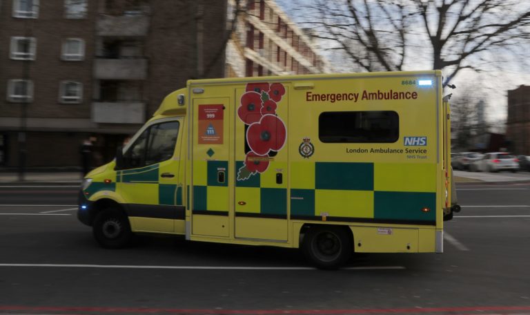 Sanitka, koronavírus, Veľká Británia