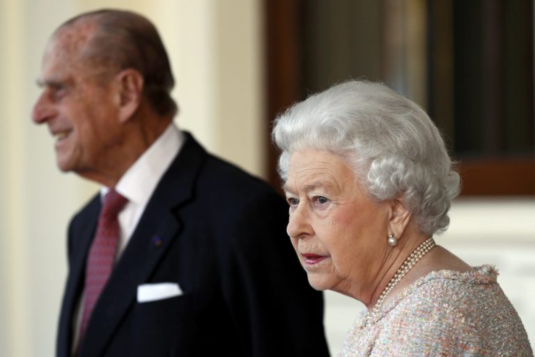 Virus Outbreak Britain Queen