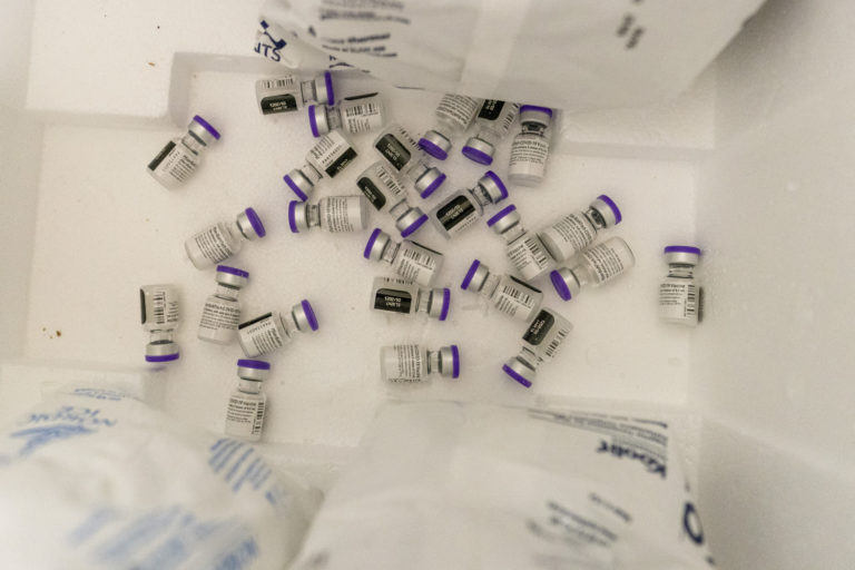 Koronavírus, vakcína, Pfizer, BioNTech