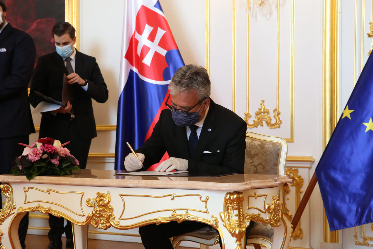 NR SR: Menovanie členov novej štátnej komisie
