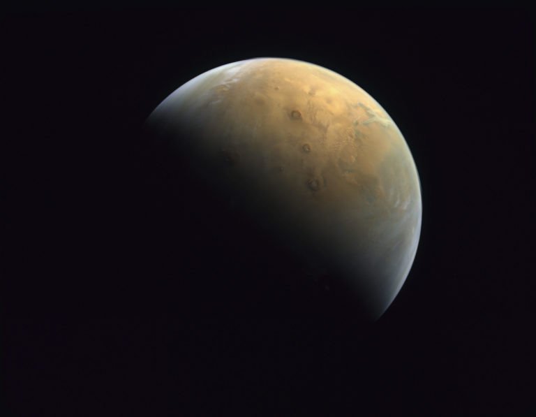 Sonda Amal, Mars