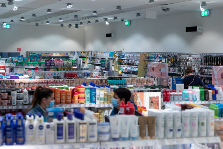 Philips uv c disinfection upper air luminaires at dm 1.jpg