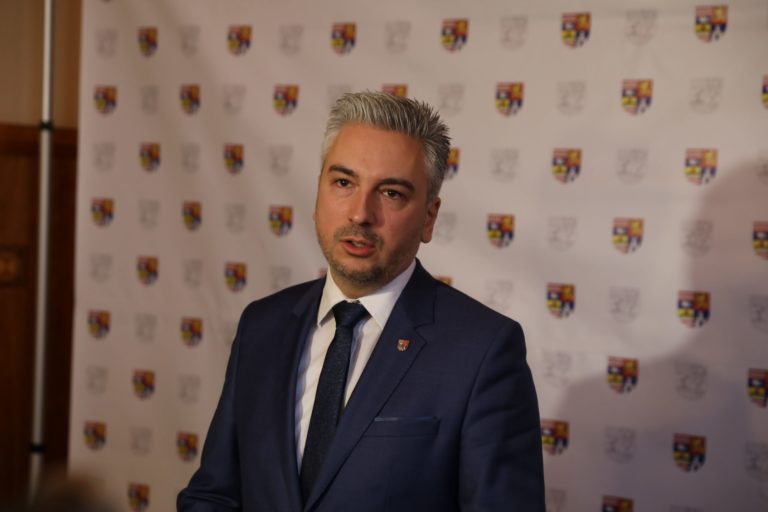 KOŠICE: Vyjadrenie k zásahu NAKA v kauze Sečovce