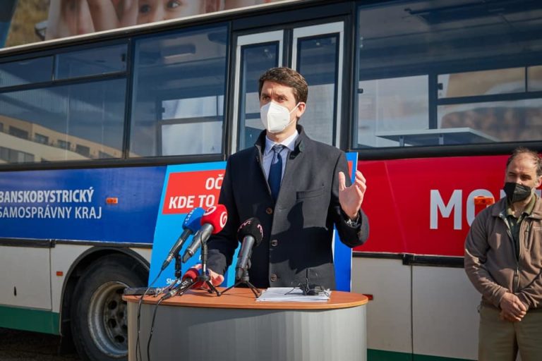Očkovací autobus