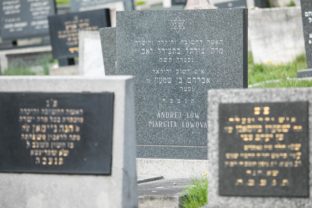 BSK: Záchrana starého židovského cintorína