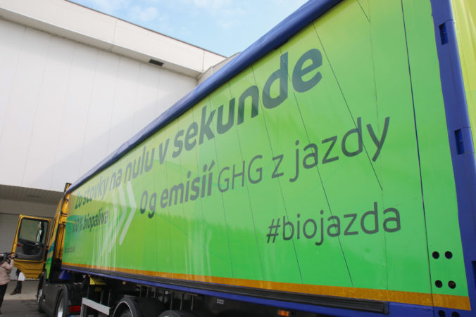 MOTORIZMUS: Prvý slovenský kamión na 100% bionaftu