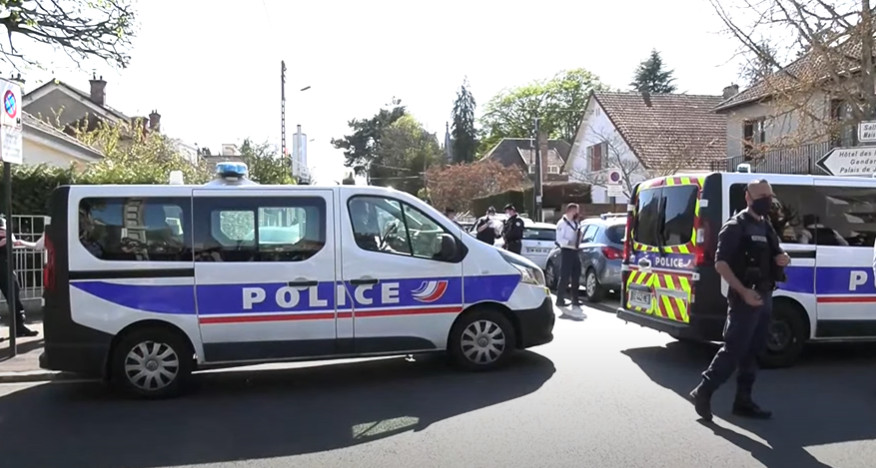 Policajtka, útok, polícia