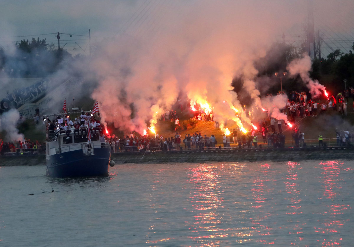 Fanúšikovia tímu Crvena zvezda Belehrad