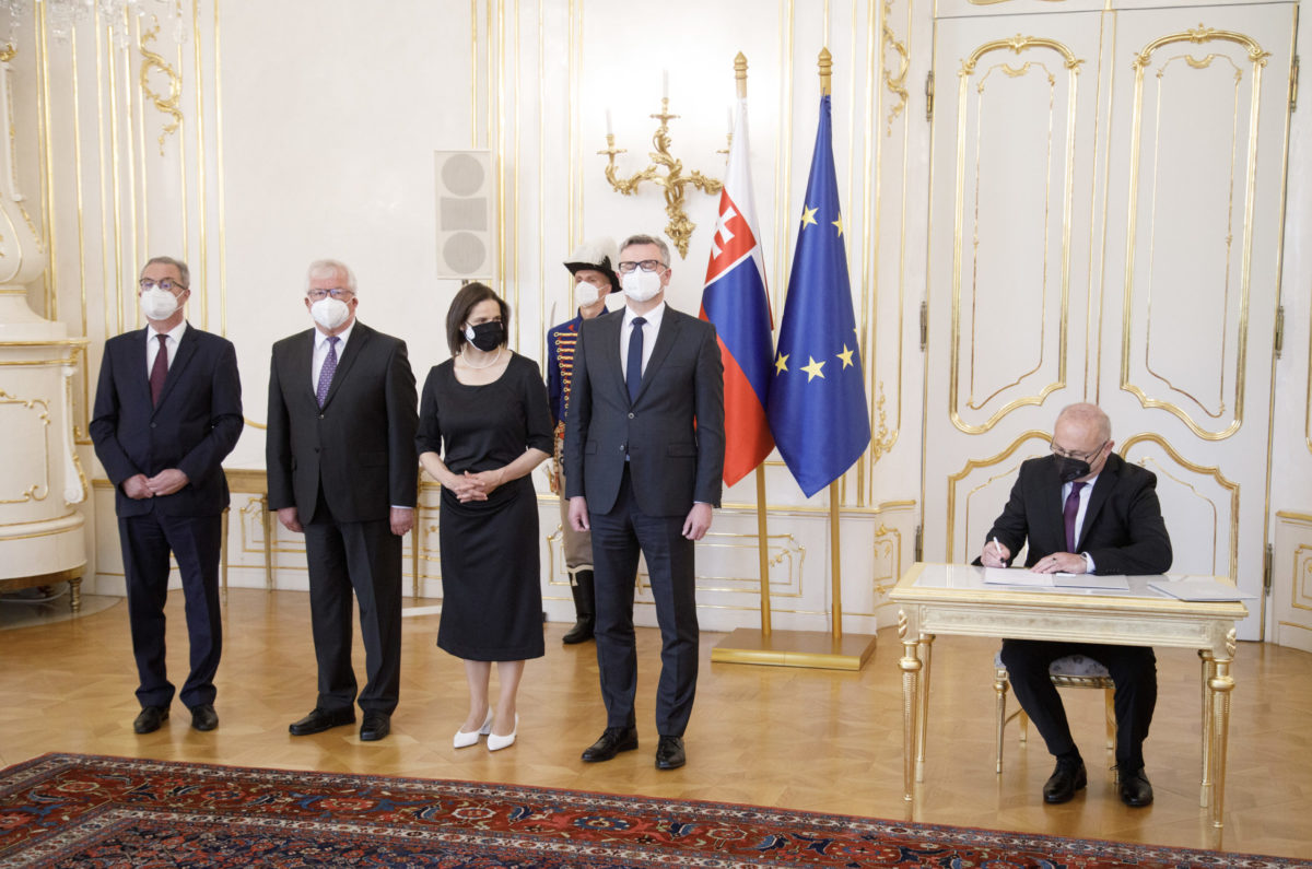 PREZIDENTKA: Vymenovala predsedu NSS SR