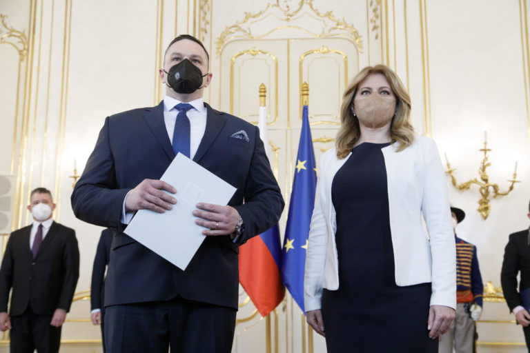 PREZIDENTKA: Vymenovala nového riaditeľa SIS