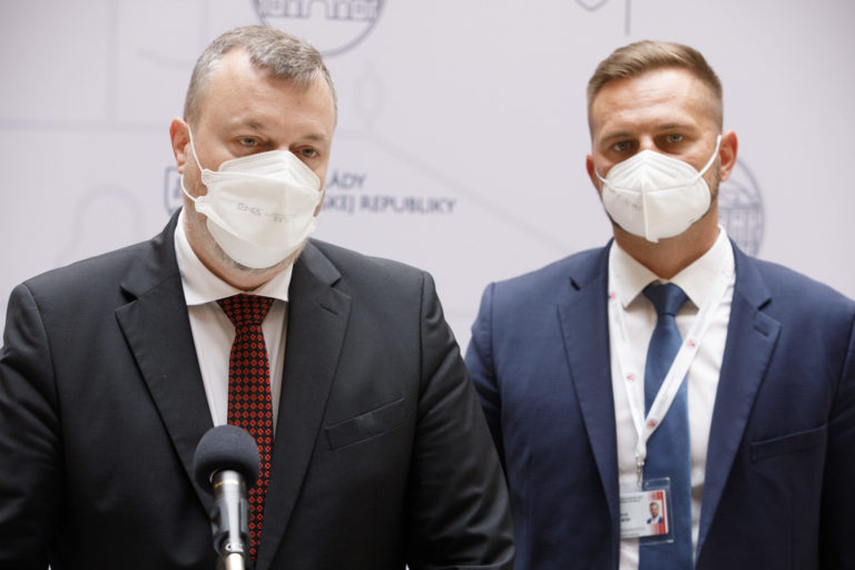 Milan Krajniak, Juraj Káčer