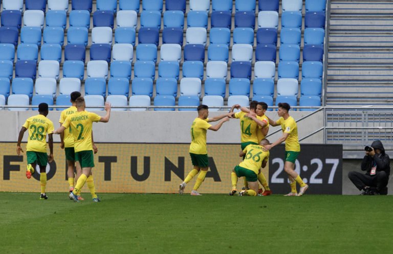 FUTBAL SC: Bratislava - ilina