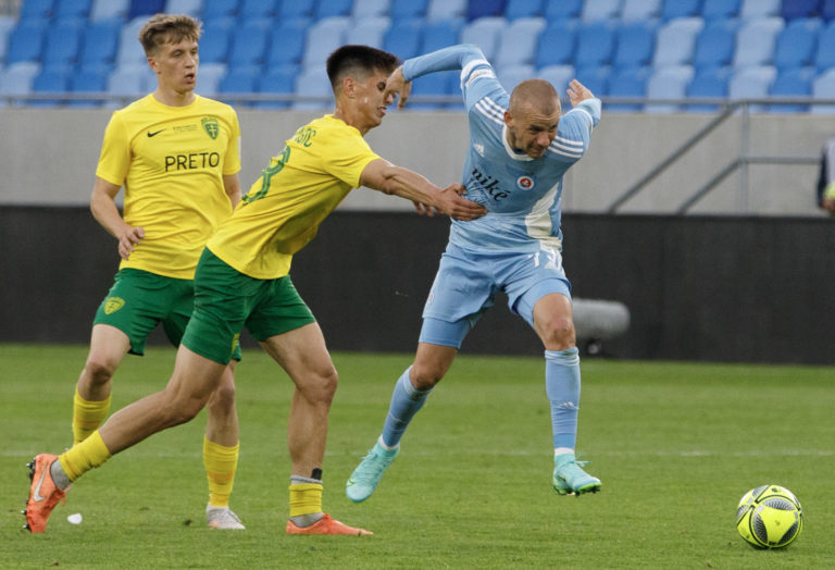FUTBAL SC: Bratislava - Žilina