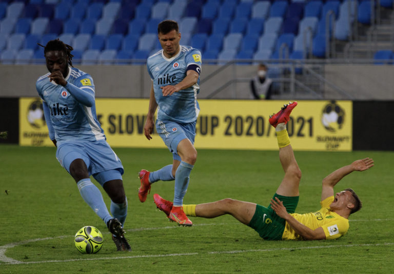 FUTBAL SC: Bratislava - Žilina